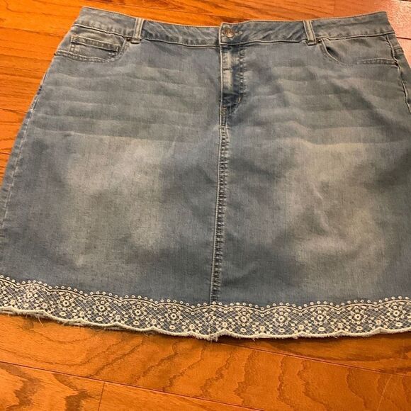 Westport 1962 Women's Blue Lace Trim Scalloped Hem Denim Skirt Size 20 - Picture 1 of 7
